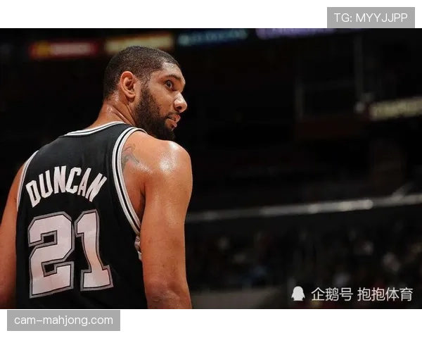 “公益：扬尼斯·阿德托昆博基金会宣布在尼日利亚新建三所篮球学校”